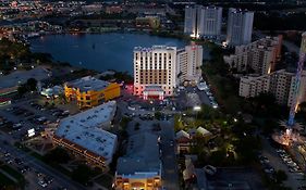 Ramada Plaza By Wyndham Orlando Resort & Suites Intl Drive - Newly Renovated!